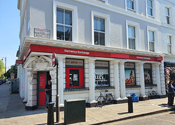 >Prominent Corner Class E Unit to Let, GF Sales 778 sq ft Basement Ancillary 693 sq ft, Ground floor and basement, 152-154 Portobello Road, Notting Hill, London W11