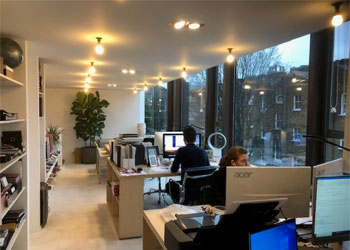 Bright Studio Office To Let, 430 sq ft (40 sq m), Part Third Floor office, 17 Powis Mews, Notting Hill, London W11