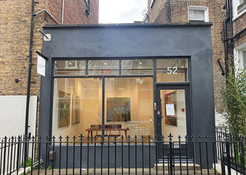 >Class E shop/showroom/office To Let, approx 29.5 sq m, 52 Lonsdale Road, Notting Hill, London W11