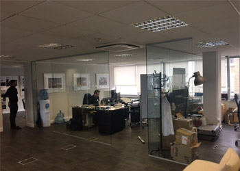>Flexible office sub-let available – Inclusive Rent, 264 sq ft, Part Third Floor, 90 Westbourne Grove, London, W2